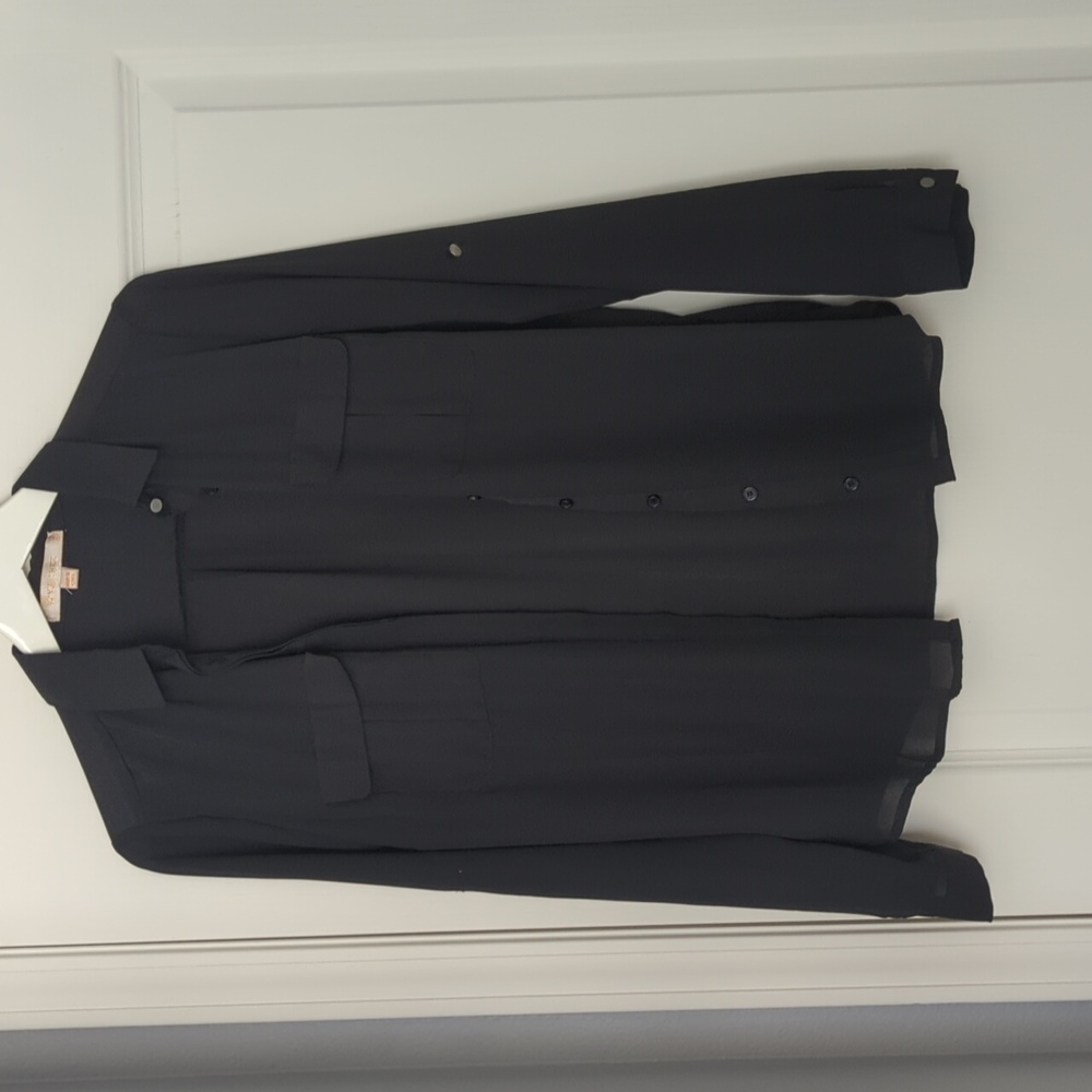 🍁 Sheer Black Button-Up